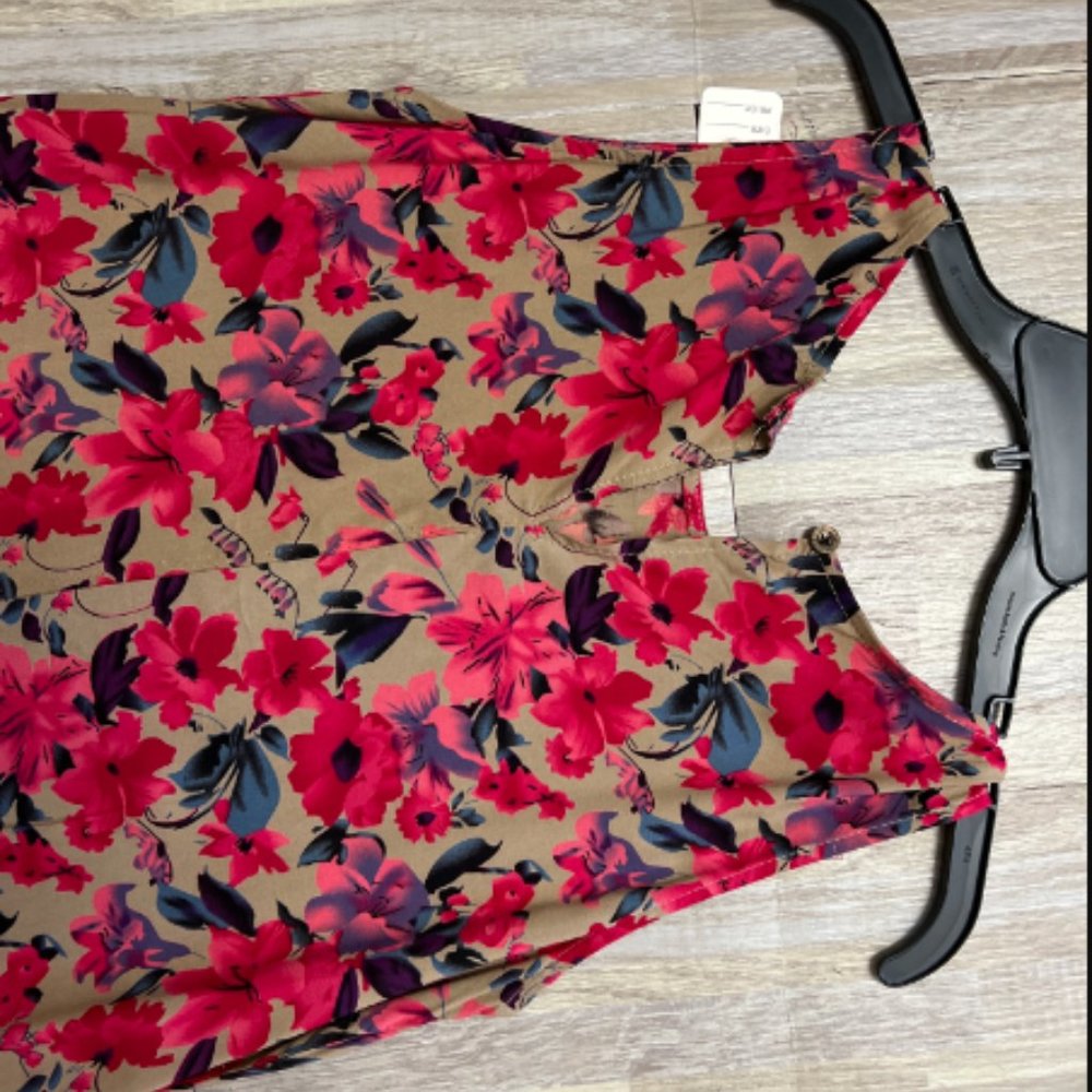 Jones Wear Dress RED Lacescape 4 - Picture 2 of 3